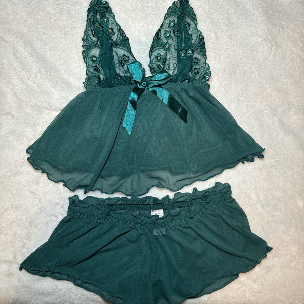 Elegant Teal Lace Sleepwear Set